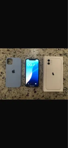 ?VENDO IPHONE 11 TUDO ORIGINAL TUDO FUNCIONANDO CELULAR MUITO NOVO?