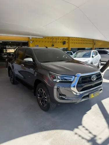 Toyota Hilux CD SRX 4X4 2.8 TDI 16V Diesel Aut. 2025