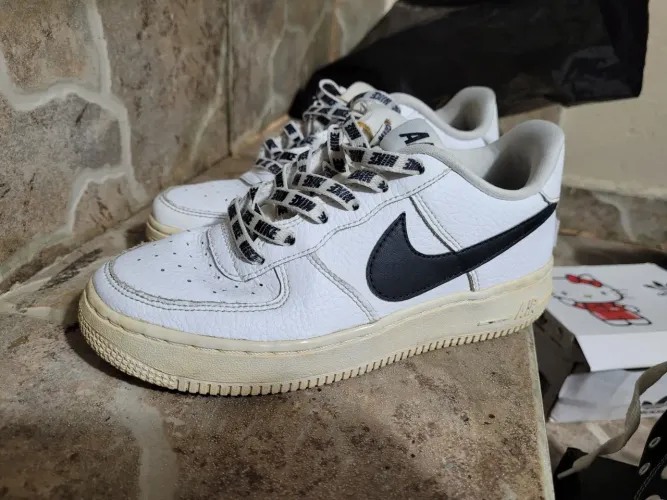Tenis Nike Air Force NBA tam 35br (USADO)