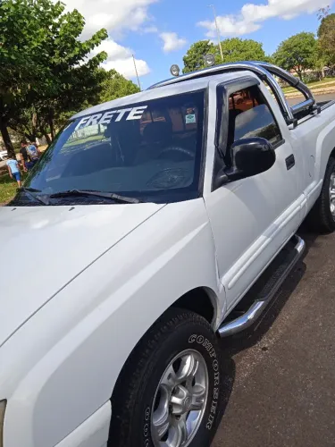 Chevrolet S10 Blazer 2.4 MPFI 8V 128cv 4P 2001