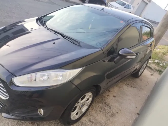 Ford Fiesta 1.5 16V Flex Mec. 5P 2014