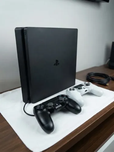 Ps4 slim 500gb controle com analógico esquerdo com Hall efect