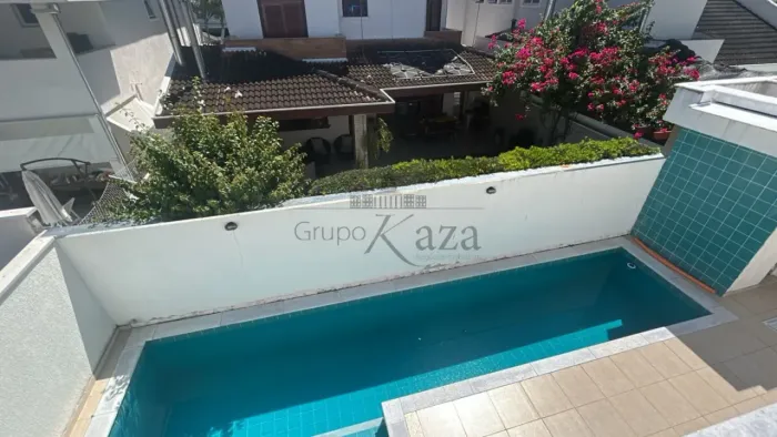 Casa em Condomínio - Villa Branca - Residencial Quintas do Vila Branca - 3 Suítes - 245m².