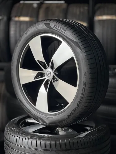 RODAS ORIGINAIS VOLVO XC40 + PNEUS PIRELLI 