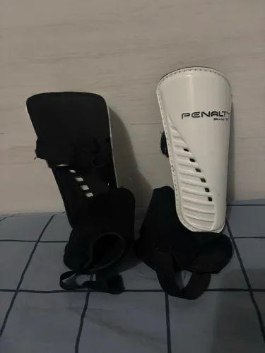 Caneleira com tornozeleira Penalty