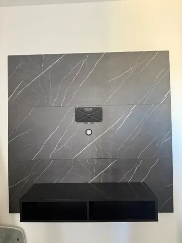 Painel para TV 135cm