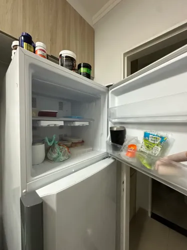 Geladeira Panasonic 387L