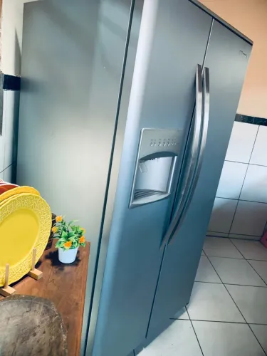 Geladeira top Electrolux sai água e gelo oportunidade imperdível inox top grande e top