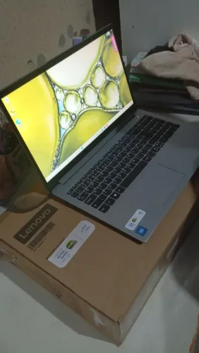 Vendo notebook LENOVO novo
