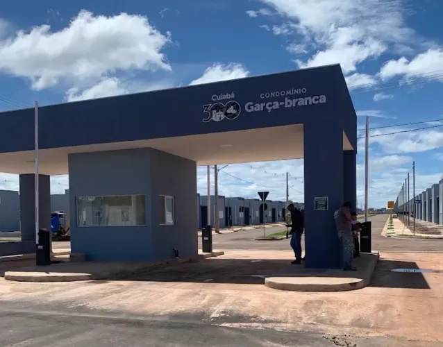 CASA COND. GARÇA BRANCA, 2 QUARTOS, S/ NADA, SERÁ FEITA EDÍCULA FUNDO, PARQ CUIABA, DIST I