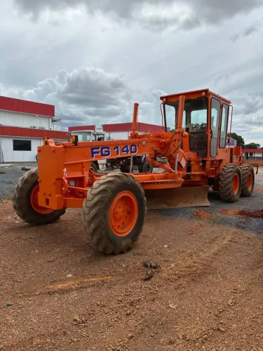 MOTONIVELADORA PATROL FG140