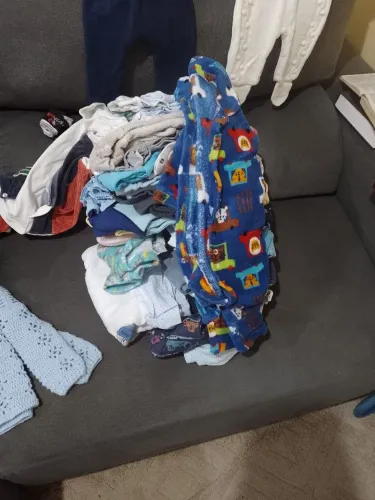 Roupa de bebê de menino