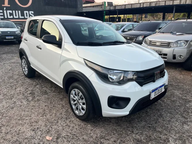 Fiat Mobi Like 1.0 Fire Flex 5P. 2022