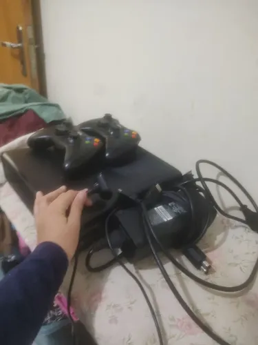 Troco Xbox 360 bloqueado por PS3 desbloqueado e funcionando 