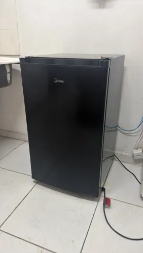Frigobar midea 93 litros