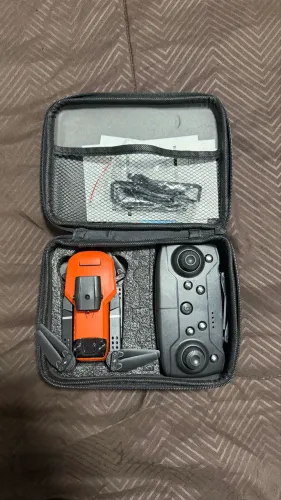 Drone Dobrável com Câmera Wi-Fi FPV + Controle + Maleta - Excelente Estado