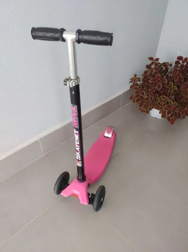 Patinete Skatenet Max Bandeirante 