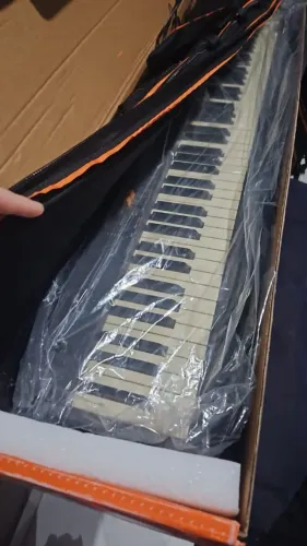 Piano Digital Numa Compac XSE. Novo na caixa.