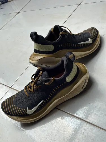 Tênis Nike Reactx