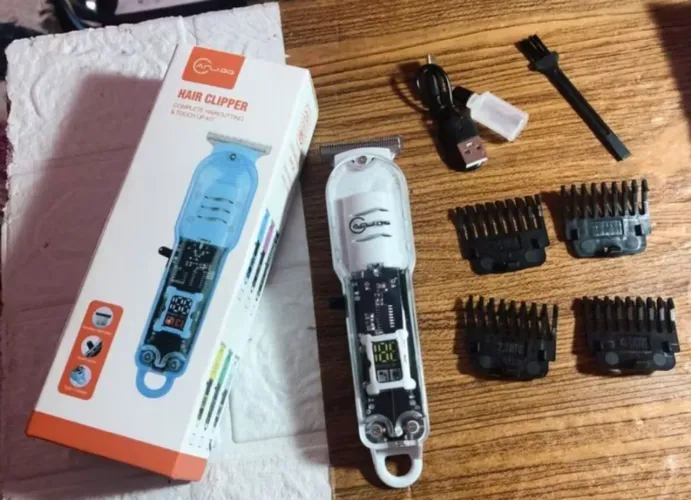 Máquina de cortar cabelo profissional 