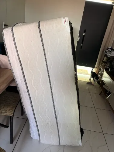 Cama box usada conjugada