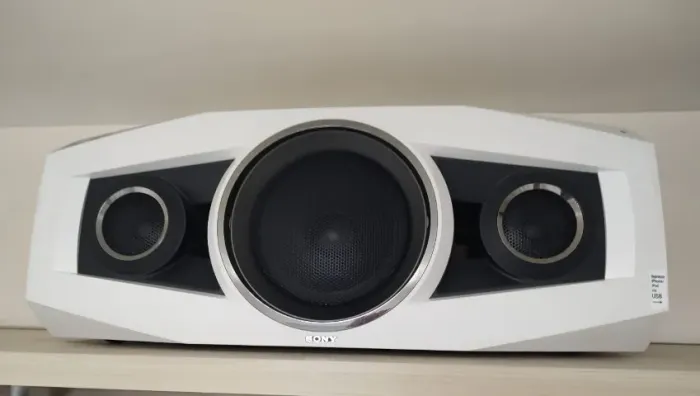 Mini System Sony GTK-N1BT/WB com Entrada USB, Bluetooth, NFC e Rádio FM - 100 W