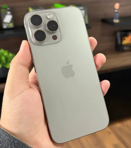 iPhone 16 Pro Max 256gb com garantia Kaiser iPhones