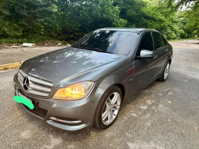 Mercedes-Benz C-180 CGI Classic 1.8 16V 156cv Aut. 2012