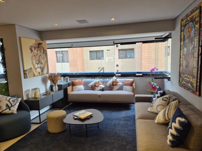 Apartamento à venda no Brooklin, 132m², mobiliado, 3 suítes ,3 vagas de garagem