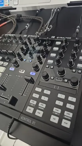 Traktor F1 X1 Z1