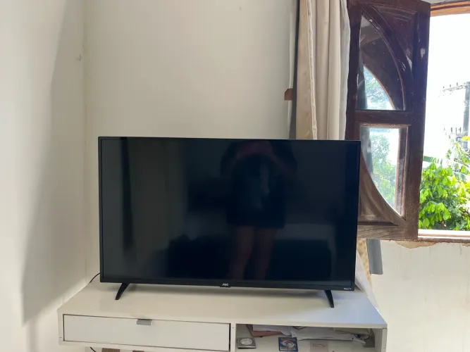 Tv Smart AOC 43?