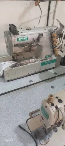 Máquina costura industrial,  colarete cobertura 
