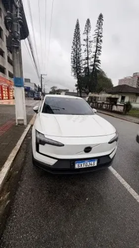 Volvo EX30 E60 Core (elétrico) 2024