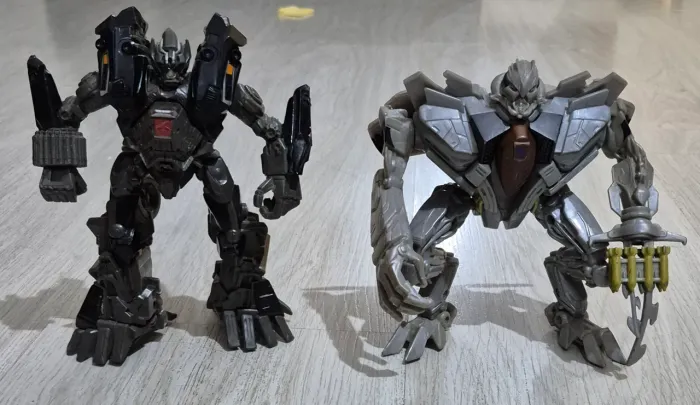 Transformers Ironhide e Starscream Hasbro 2011