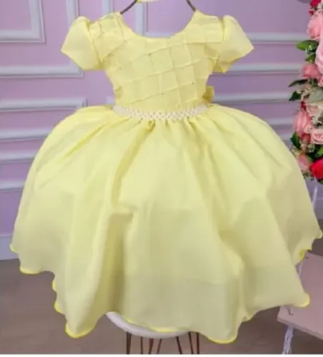 Vestido Infantil Amarelo Perfeito Para Festa A Bela E A Fera Florista  TAM 06 usado 1 vez