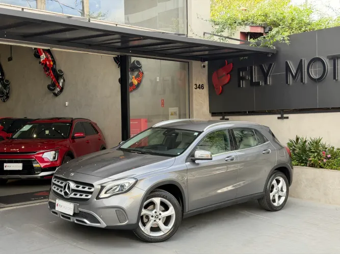 Mercedes-Benz GLA 200 Adv. 1.6/1.6 TB 16V Flex Aut. 2018