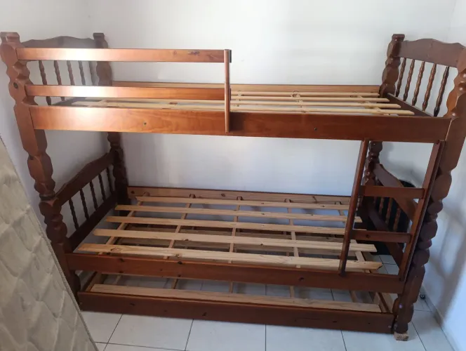 Beliche com cama auxiliar
