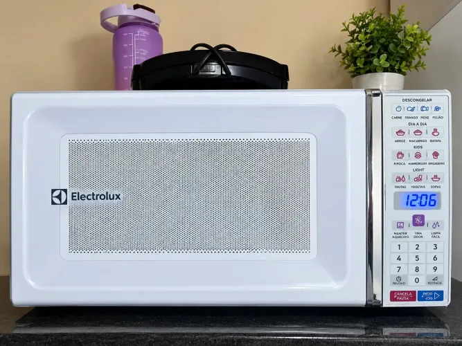 Micro-ondas em ótimo estado - Funcionando perfeitamente