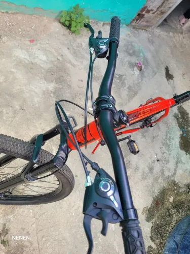 Vende-se aro 29, quadro alumínio. 