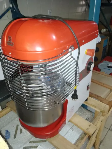 Batedeira Planetária 12L