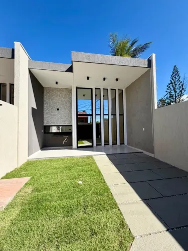 Excelente casa próximo ao Colosso