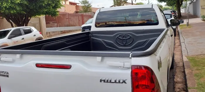 Toyota Hilux CS 4X4 2.8 TDI Diesel Mec. 2024