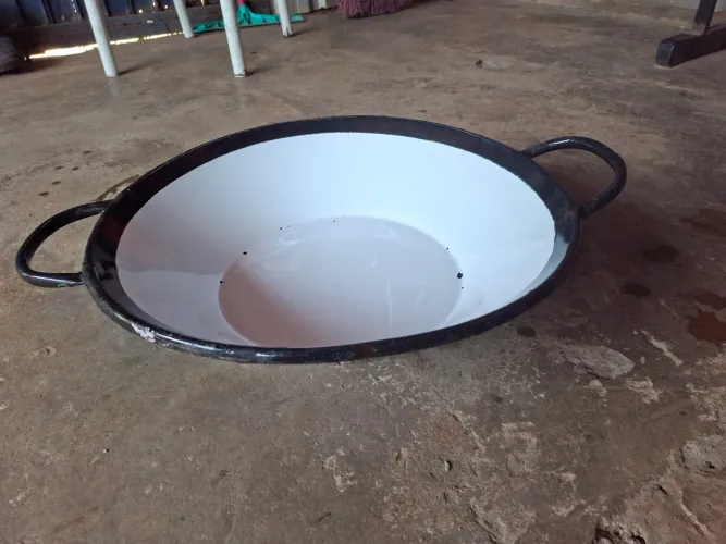 TACHO ESMALTADO MEDIO 