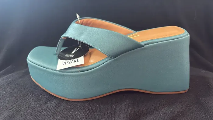 SAPATOS NÚMERO 35 VIZZANO,BEIRA RIO E MOLECA