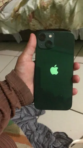 Vendo iPhone 13 apenas para peças!