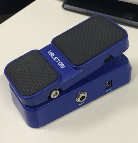 Pedal de volume e Waha