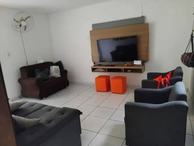 Casa a venda na pedreira