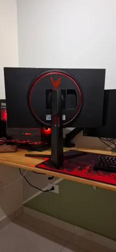 Monitor LG UltraGear 27" Gamer IPS 144Hz 1ms