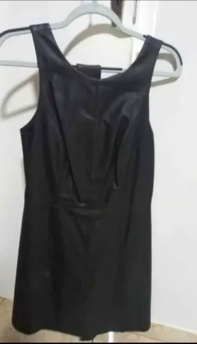 Vestido courino preto
