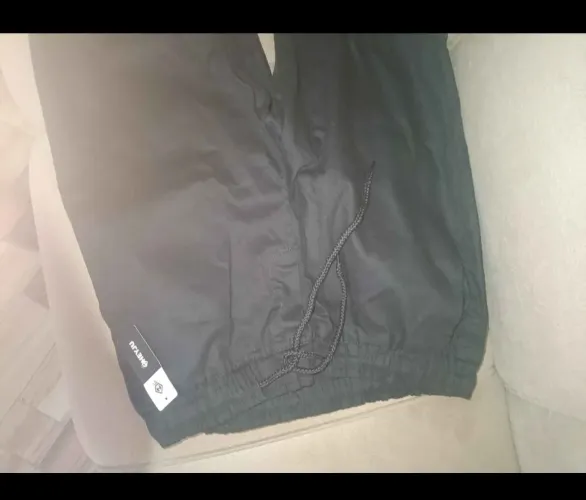 CALÇA SKINNER MASCULINA TAMANHO M 